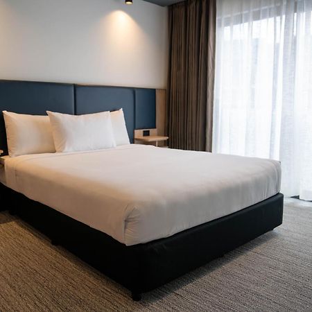 Value Suites Penrith Zewnętrze zdjęcie